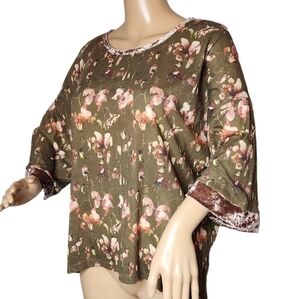 Zara floral velvet trim top